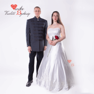 Menyasszonyi ruha fehér sujtászsinóros