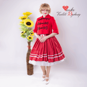 Piros női kabát fekete Bocskai zsinórral