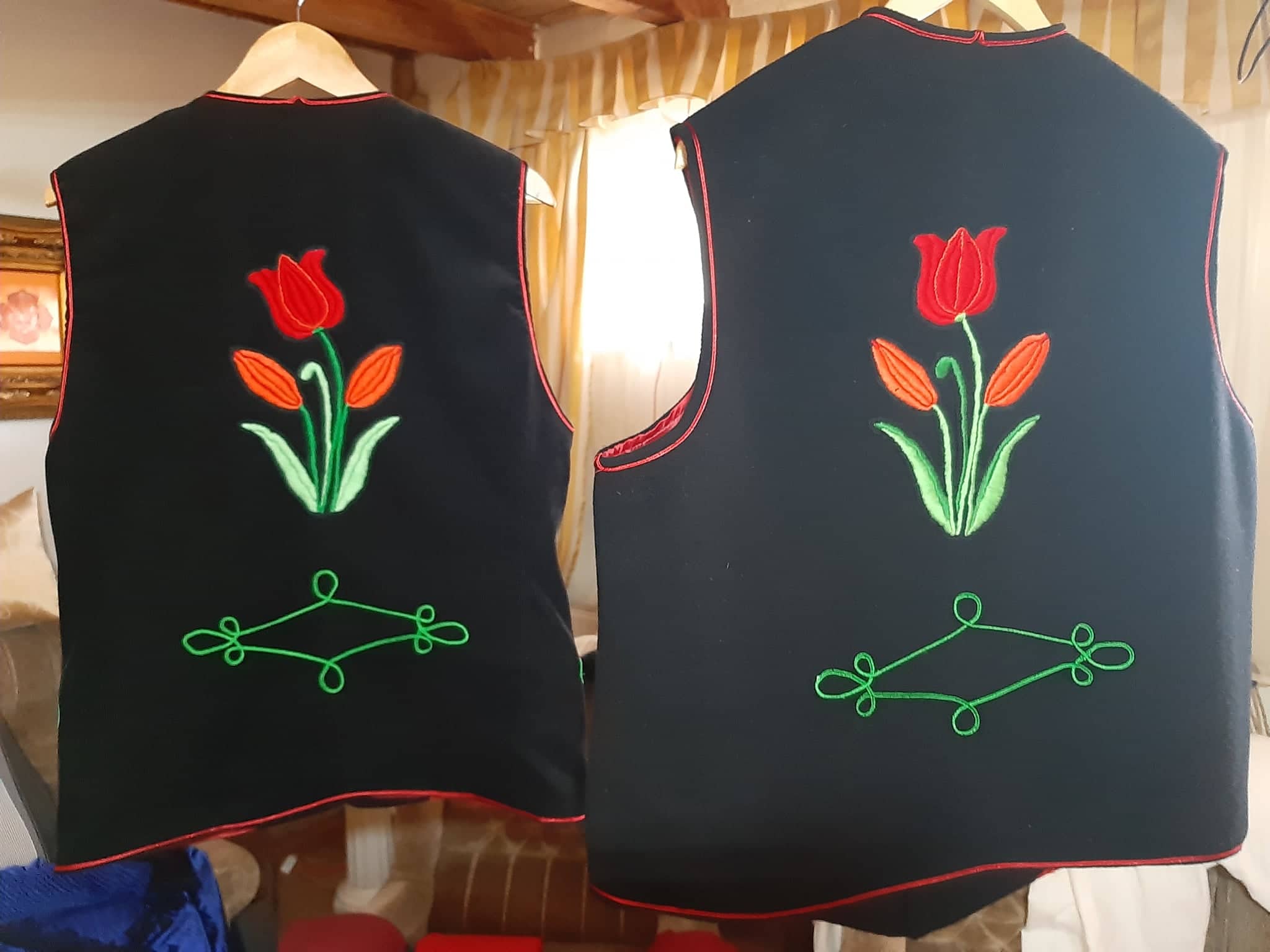 Férfi Tulipános Mellény Pityke gombbal - Image 2