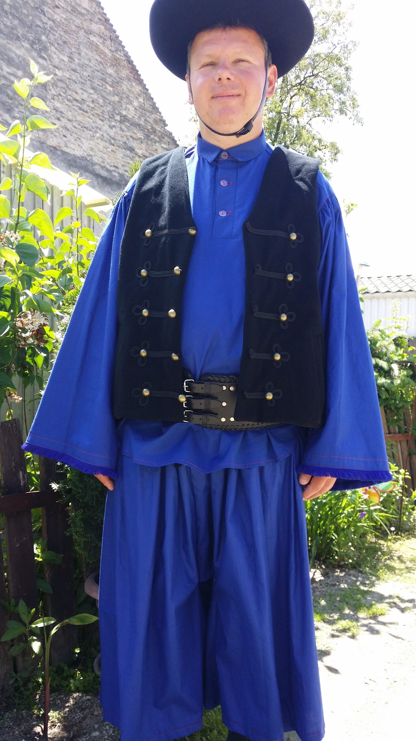 Férfi csikós ruha, Búzavirágkék szett (Alföldi)