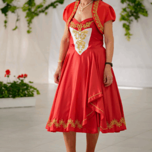 Menyecske ruha arany Sujtás zsinórral